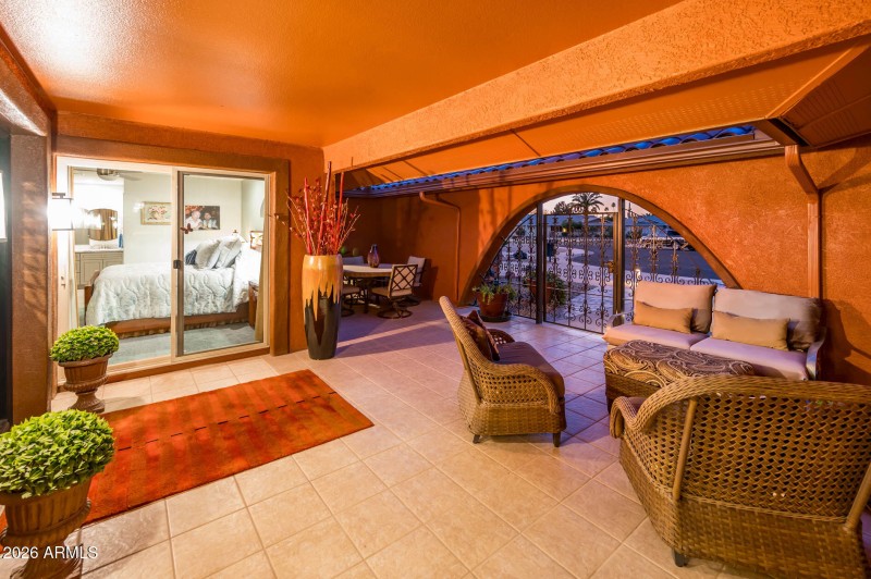 Access to Courtyard from Primary