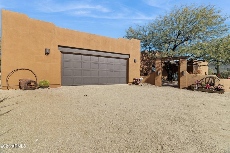 4-web-or-mls-39913-n-26th-st