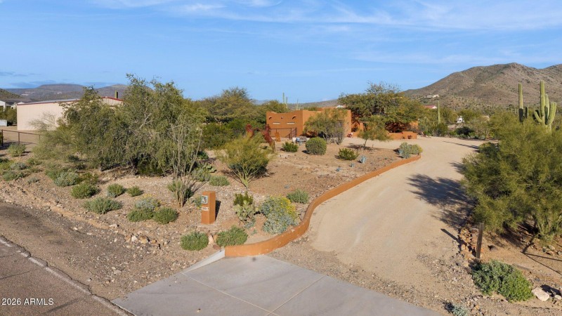 63-web-or-mls-39913-n-26th-st