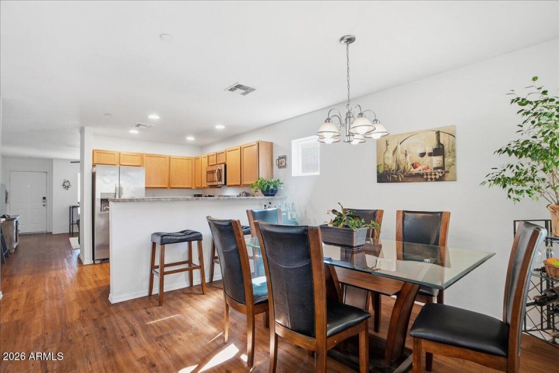 13-10330 N 86th Ave_RedHogMedia