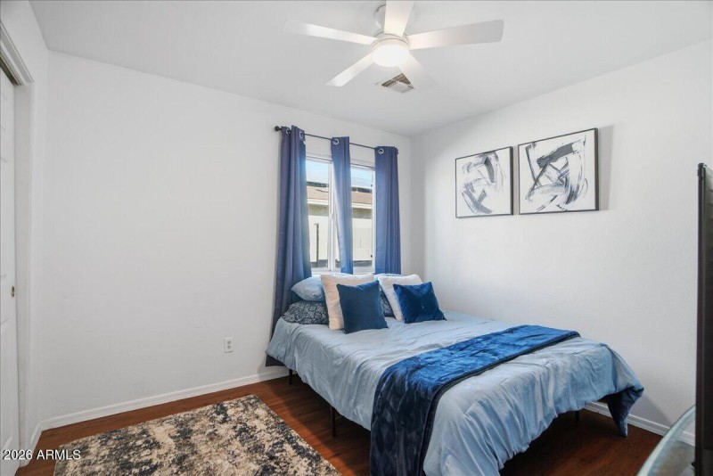 21-10330 N 86th Ave_RedHogMedia