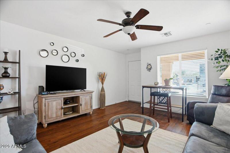 06-10330 N 86th Ave_RedHogMedia