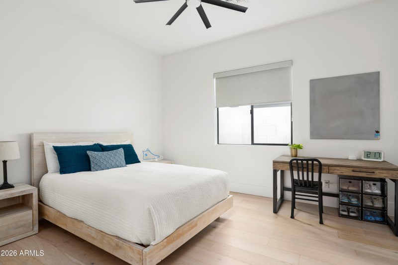 27-4223 N 41st Pl (31 of 64)