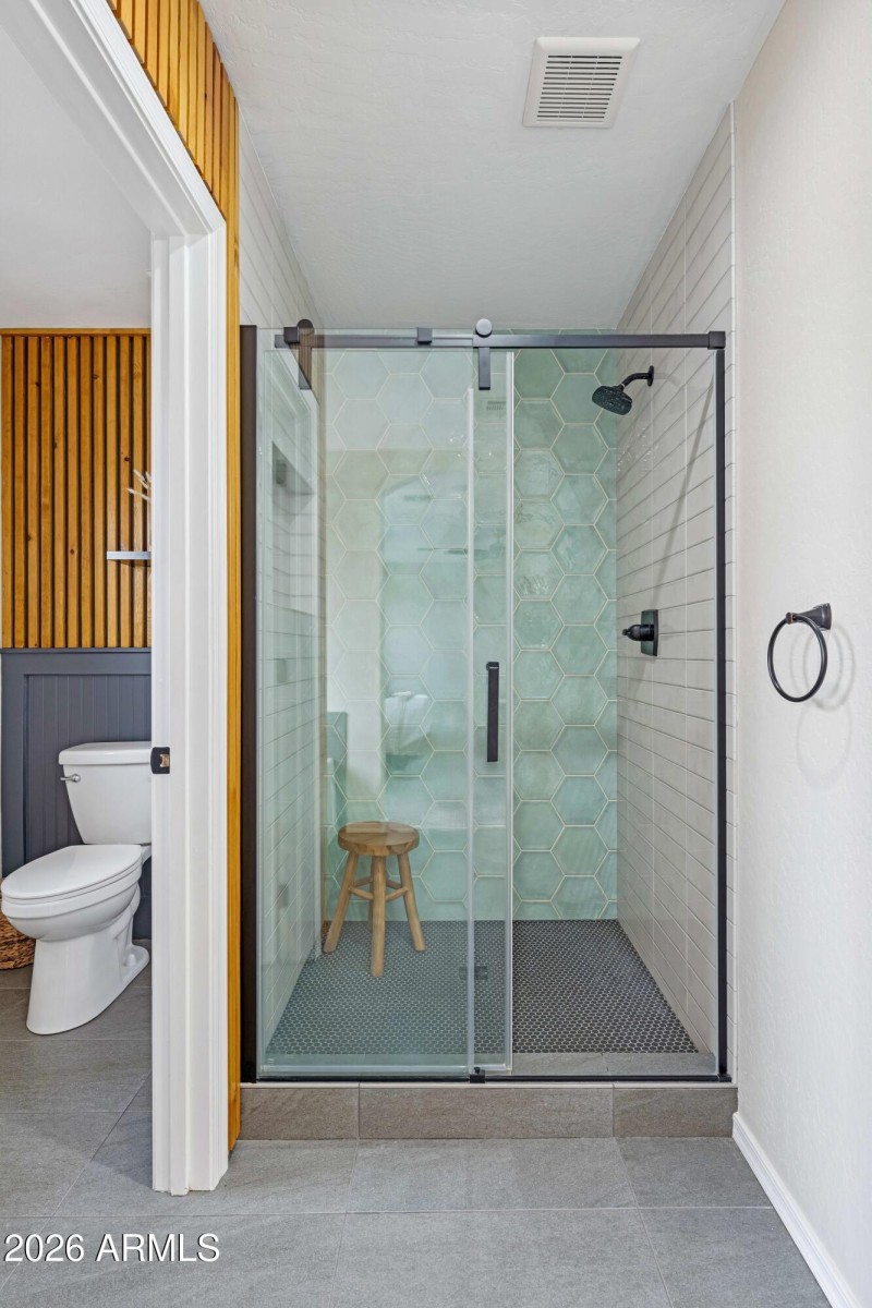 Primary Ensuite Bath, Alt View