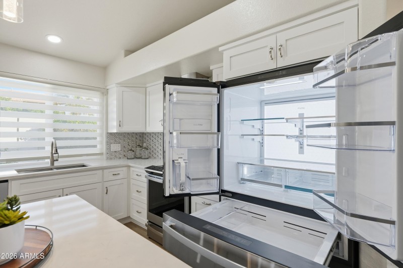 New High-End Refrigerator