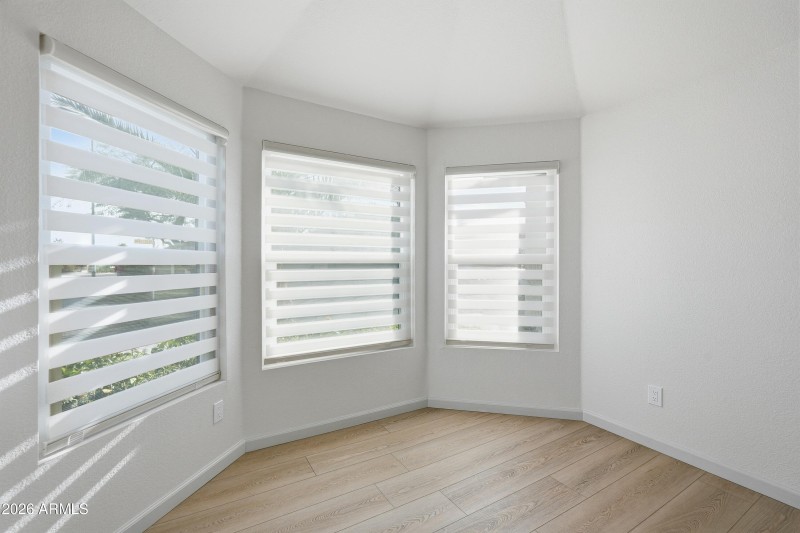 Living Room Bay Windo