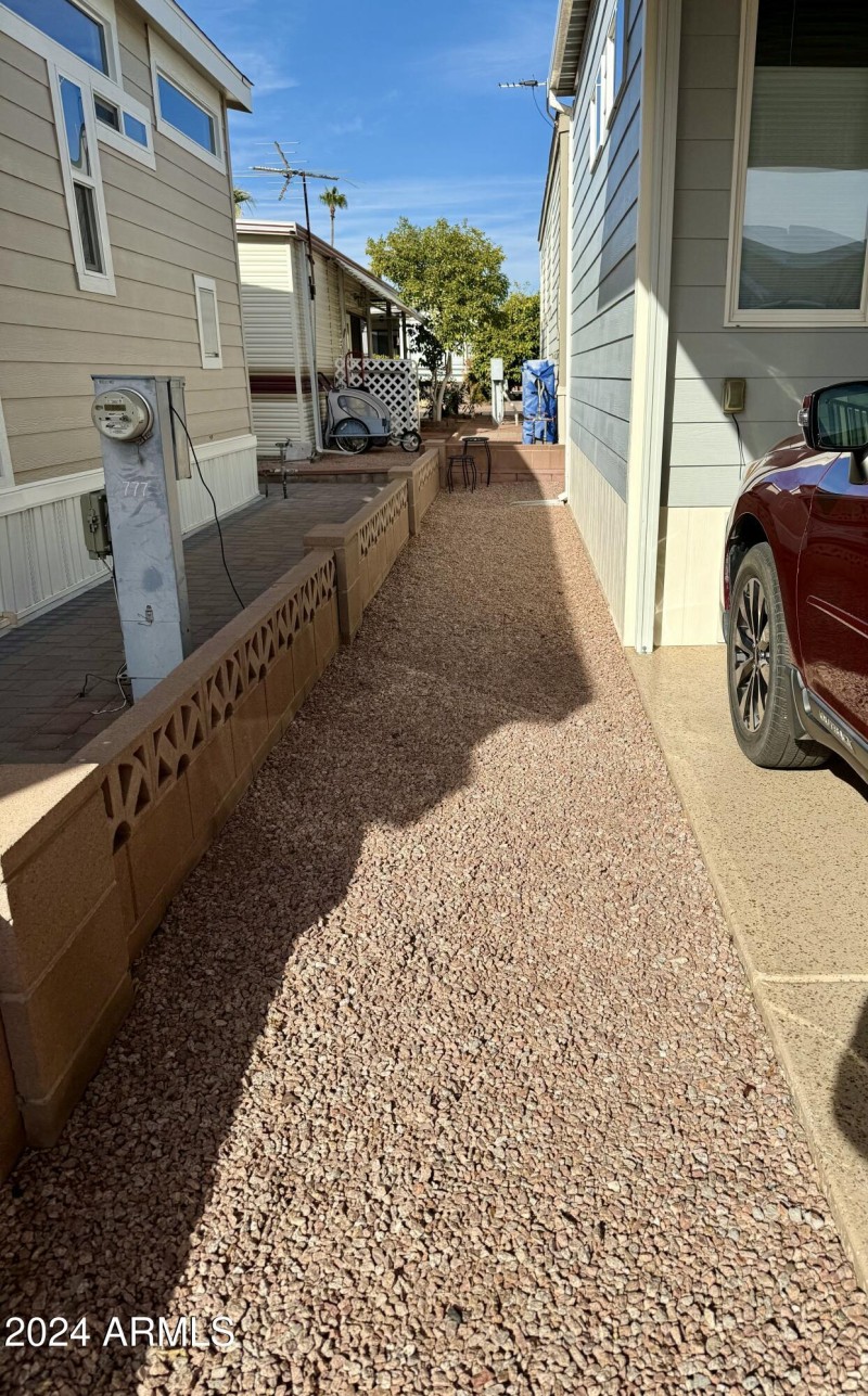 7750 E. Broadway Rd. #776