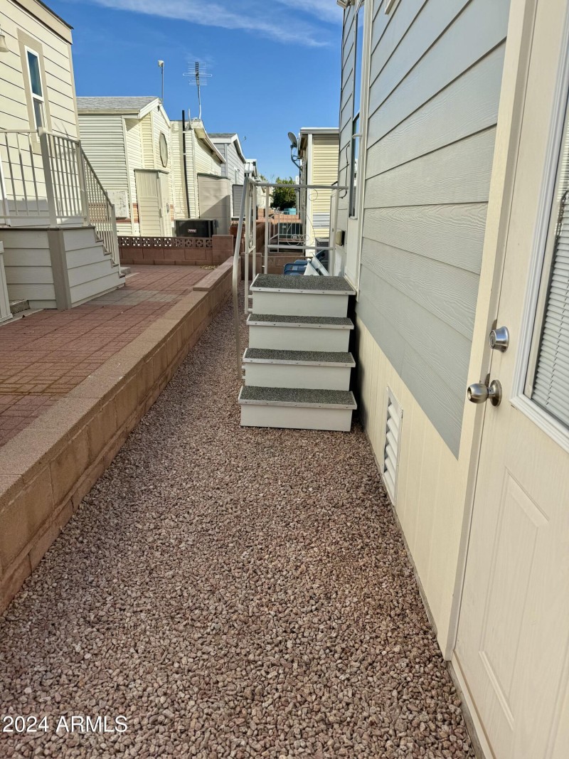 7750 E. Broadway Rd. #776