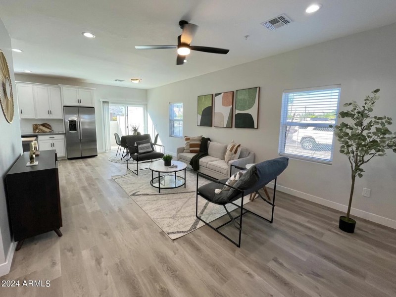 3bdbe5_92404873b0cf4c669f0c3a6f40c89857~