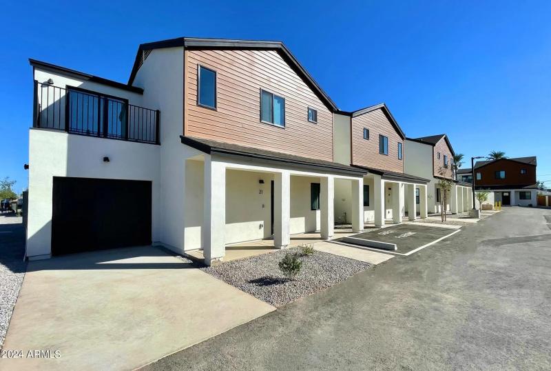 3bdbe5_b2f9d71ce5ff42d5be5ea46be566ba37~