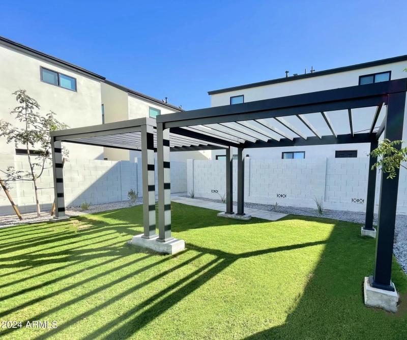 3bdbe5_b44580e0f3714ce6b72a60bab7cde438~