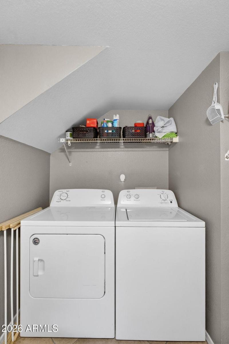 INSIDE LAUNDRY - WASHER & DRYER STAY