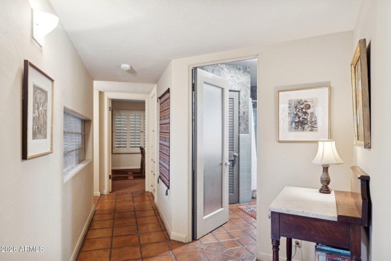 23-web-or-mls-146-e-mariposa-st