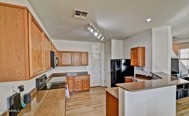 20211031184207650230000000-o