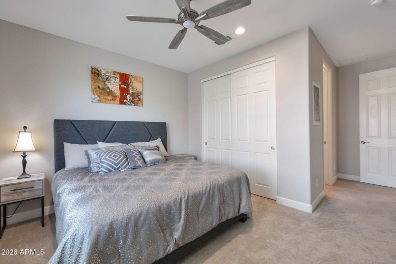 19-web-or-mls-Qp-7388