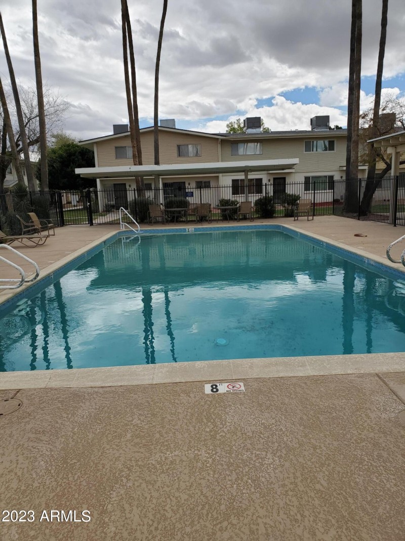 1 OF 4 POOLS