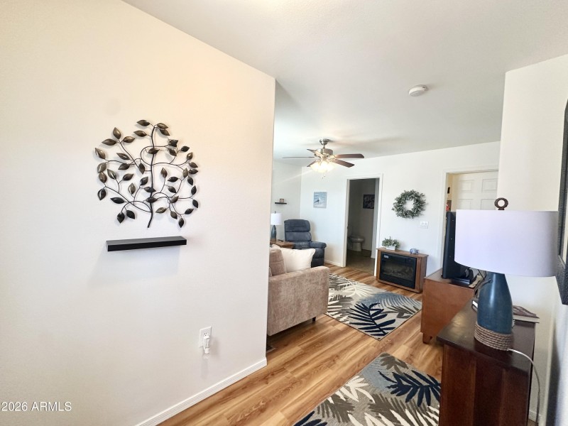 LOOKING INTO AZ ROOM