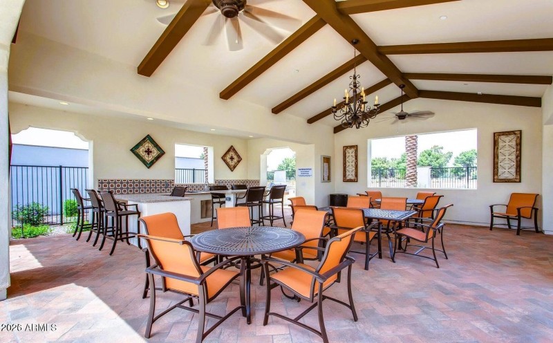 20251213153750688439000000-o