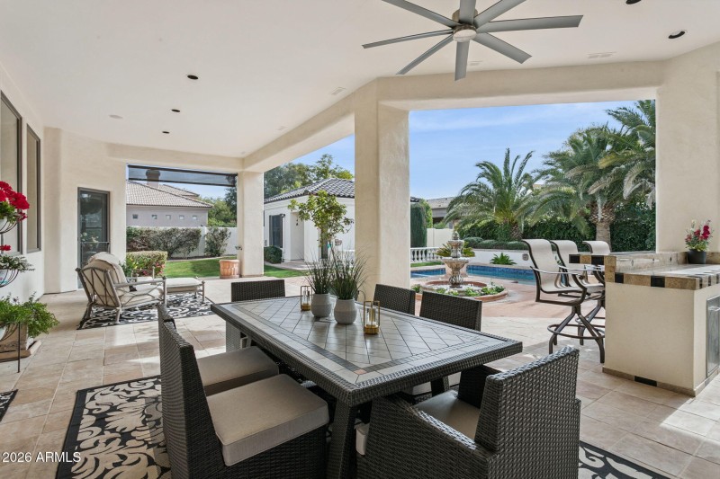 Al Fresco Dining Area