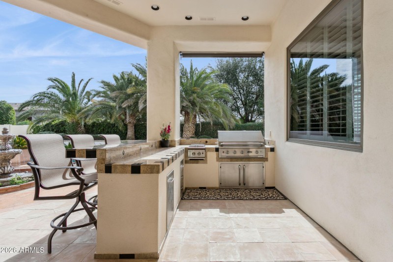 Built-in BBQ & Grill