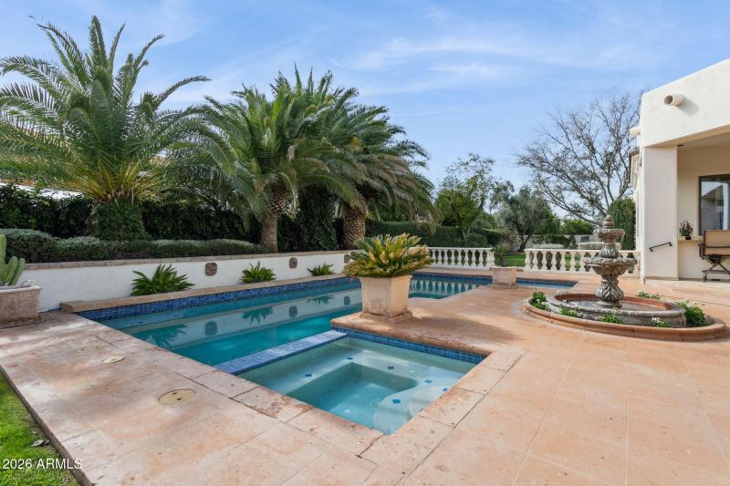 Stunning Resort Style Pool