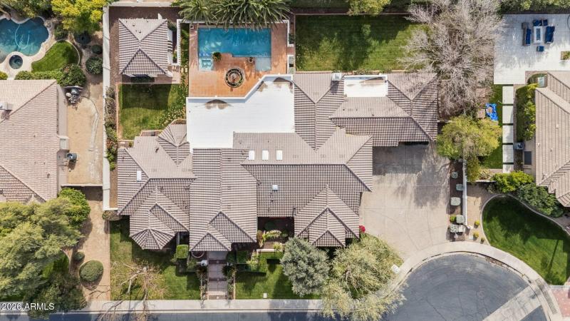 10855 E Gold Dust Ave.