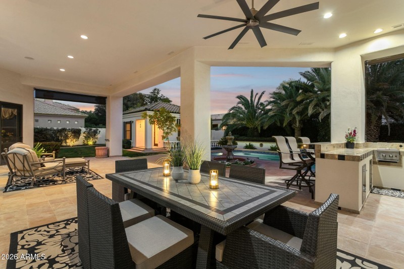 Al Fresco Dining Area