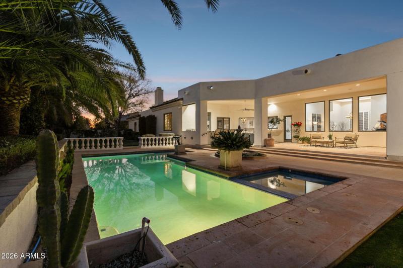 Stunning Resort Style Pool