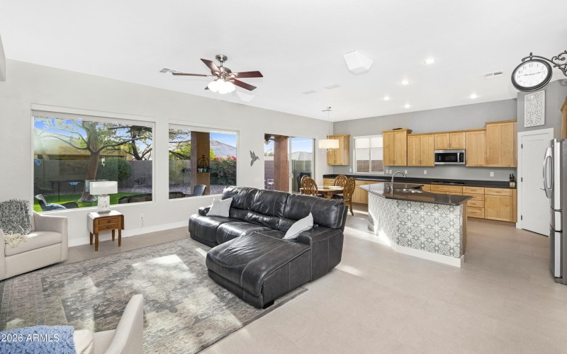 42903 N Courage Trail-print-007-012-TOD6