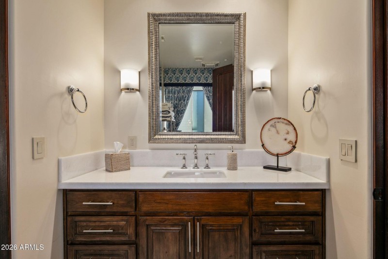 048_Guest 3 Ensuite Bath