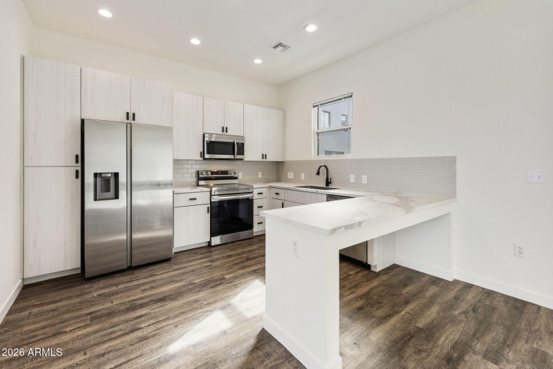 48-web-or-mls-_TM_3975