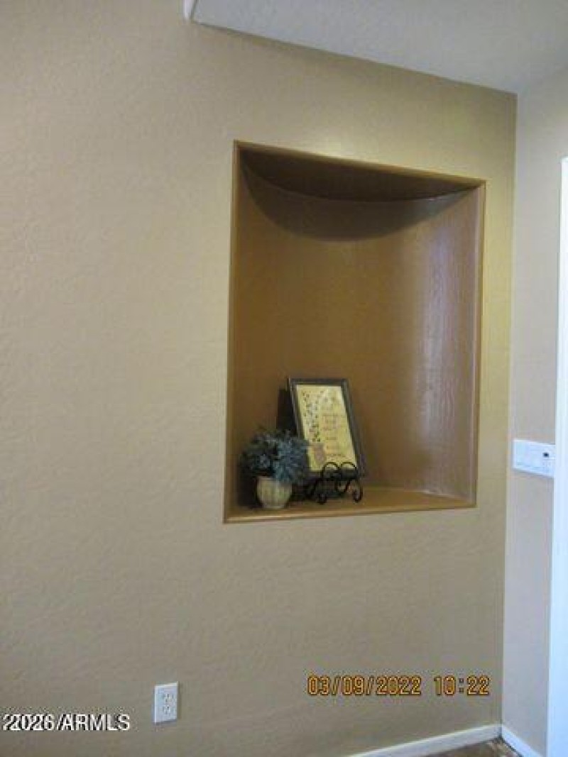 gorgeous nook waiting to add your welcom