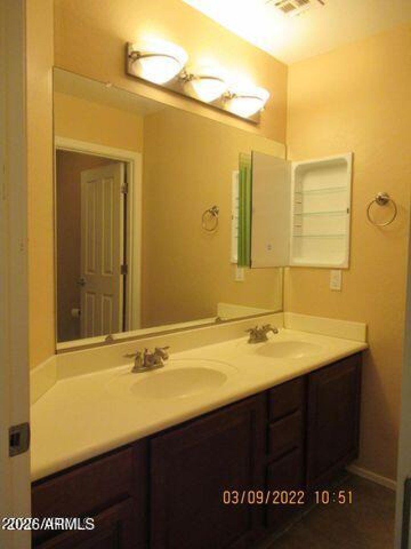 2nd upstairs bathroom