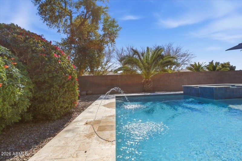 new pool and water features to die for