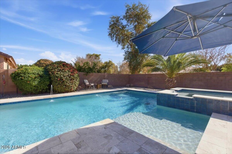 48-2177 E Glacier Pl