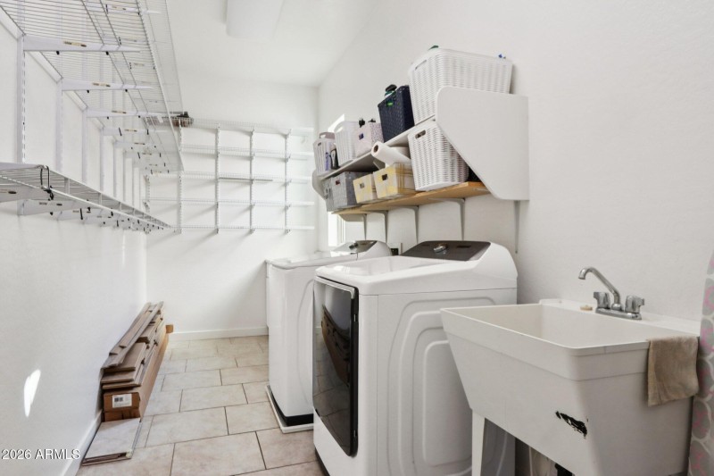 33-web-or-mls-E Lowell Ave-L3101-033