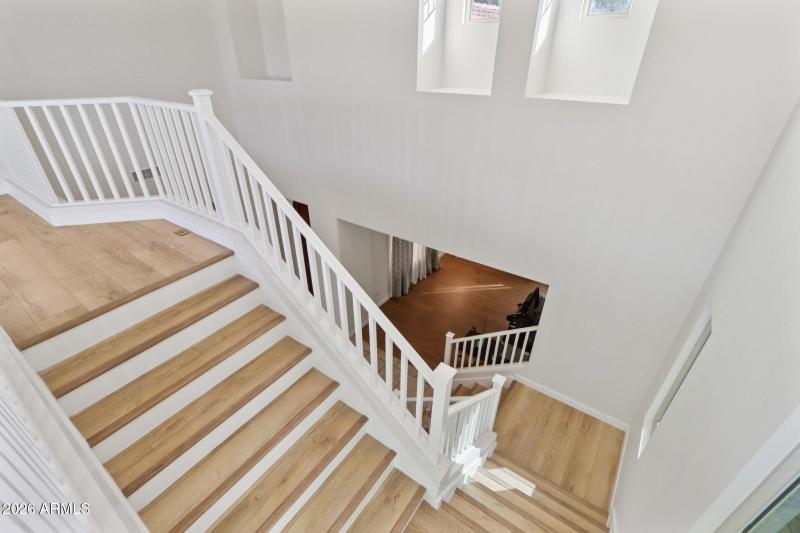 34-web-or-mls-E Lowell Ave-L3101-034