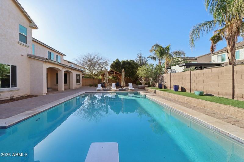 64-web-or-mls-E Lowell Ave-L3101-064