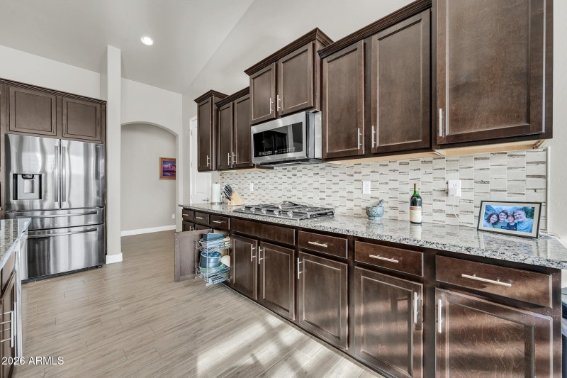 565 W Perkins St-20_(2048)