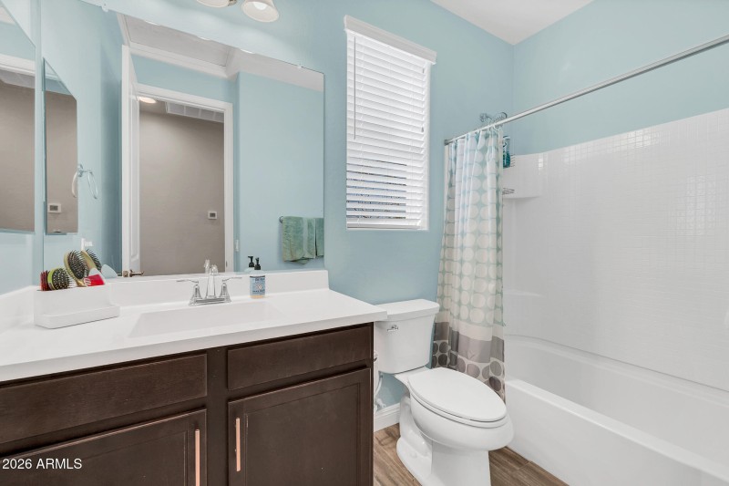 565 W Perkins St-39_(2048)