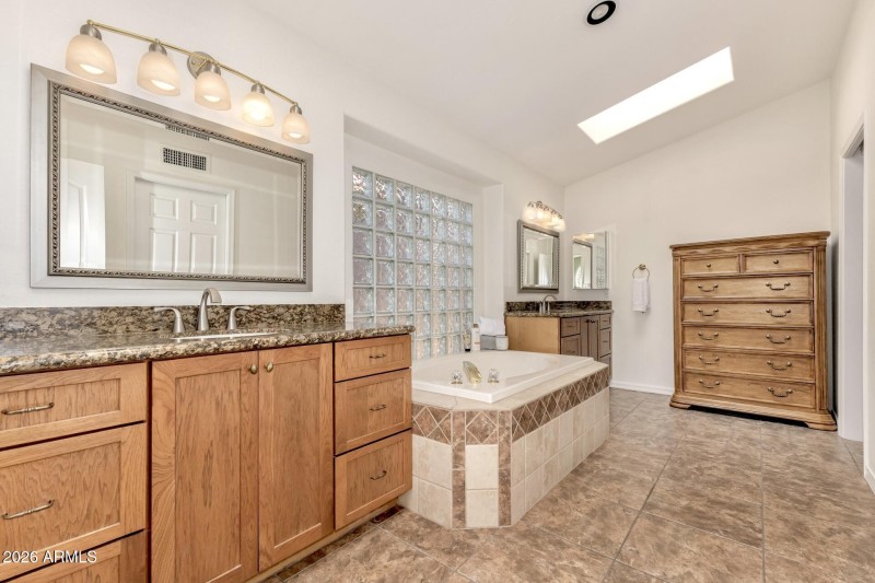 B9D177D9-5B14-4A05-86C7-1044AADD7558