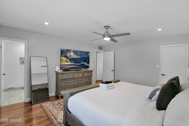 37-web-or-mls-P1481954