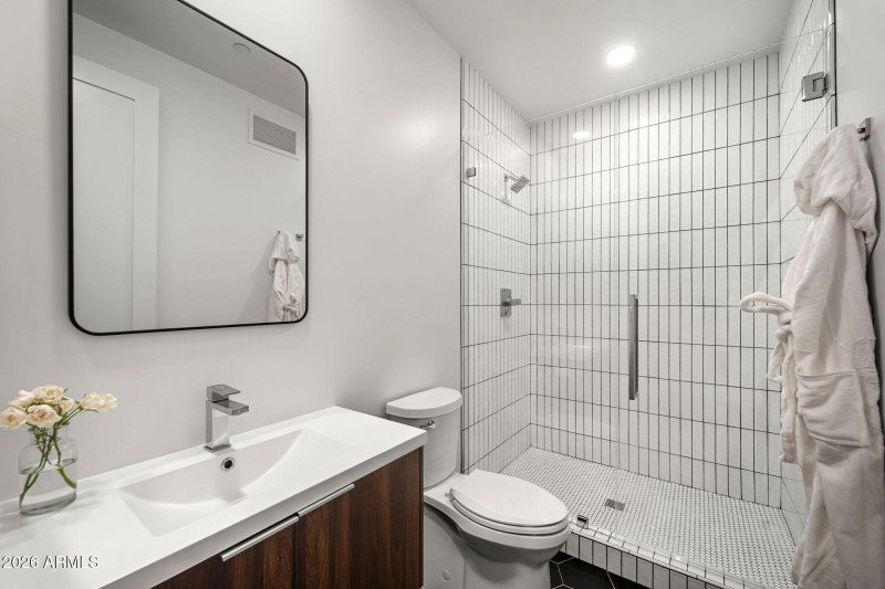 Guest House Bathroom