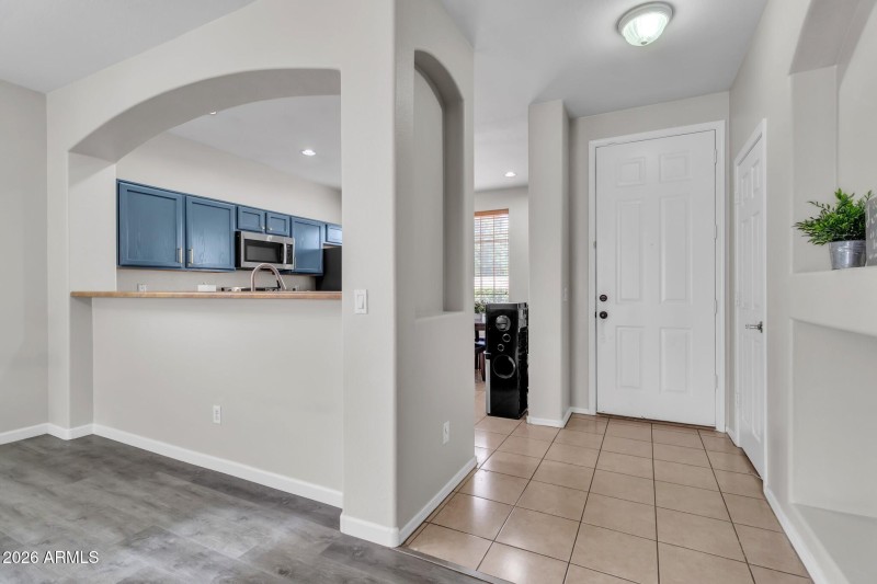 2407 S Jefferson (2)