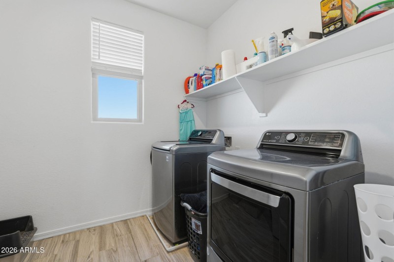 Upper level laundry room