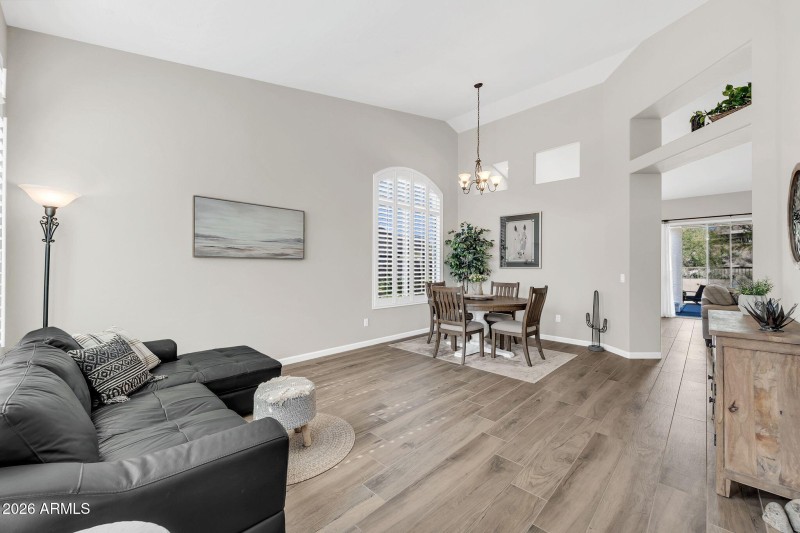 3460 N Stone Gully-9