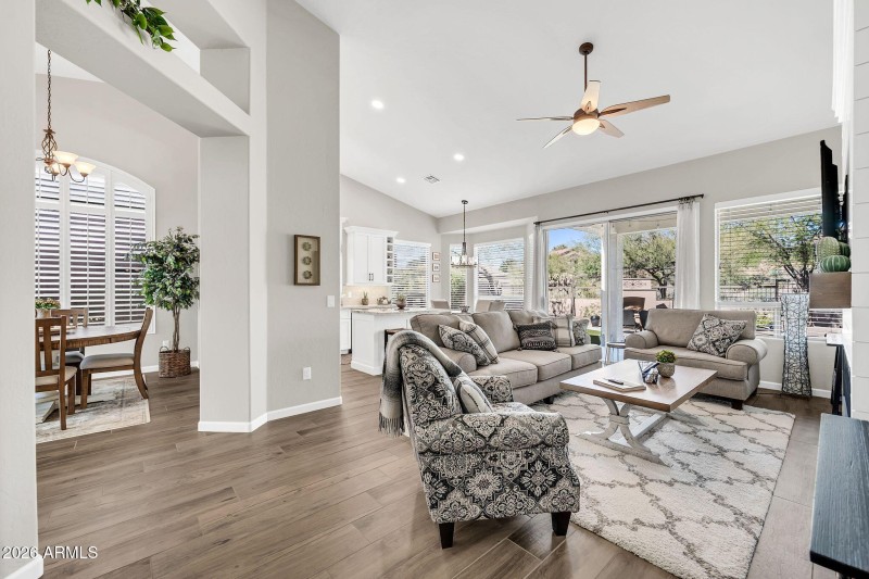 3460 N Stone Gully-13