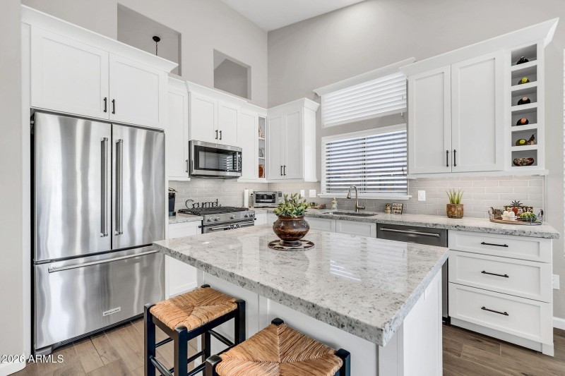 3460 N Stone Gully-15