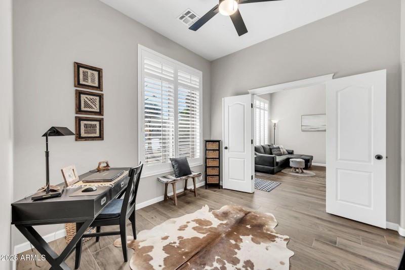 3460 N Stone Gully-29