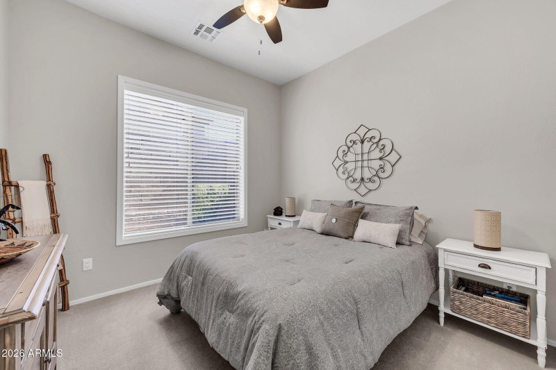 3460 N Stone Gully-32